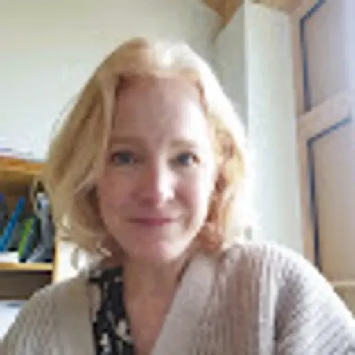 Bruna Gushurst-Moore