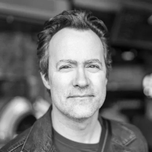 Clive Thompson